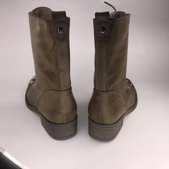 Guess Women’s Leather Boots Size 7.5 - Picture 4 of 8